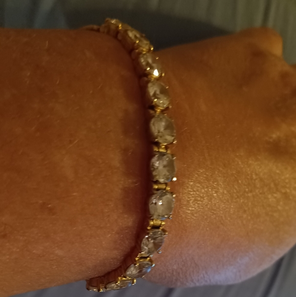 Gorgeous Australian Crystal Bracelet - Picture 7 of 10